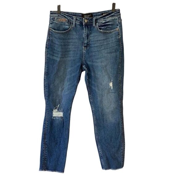 Judy Blue Jeans Distressed Denim Frayed Hem Stretch Women’s 11/30 Boyfriend Fit - Picture 1 of 7